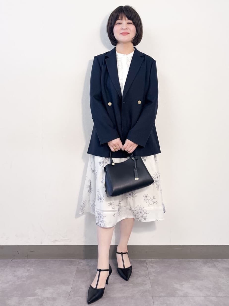 misaさんの「OPAQUE.CLIP｜金ボタンダブルブレストテーラードジャケット／セットアップ対応【洗える】」を使ったコーディネート