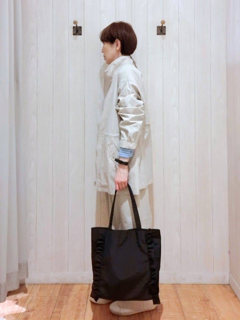 Ribさんの「SHOO･LA･RUE｜【洗濯機可/セットアップ可/UV/SS-LL】楽してきちんと きれい見えゆったりワイドパンツ」を使ったコーディネート