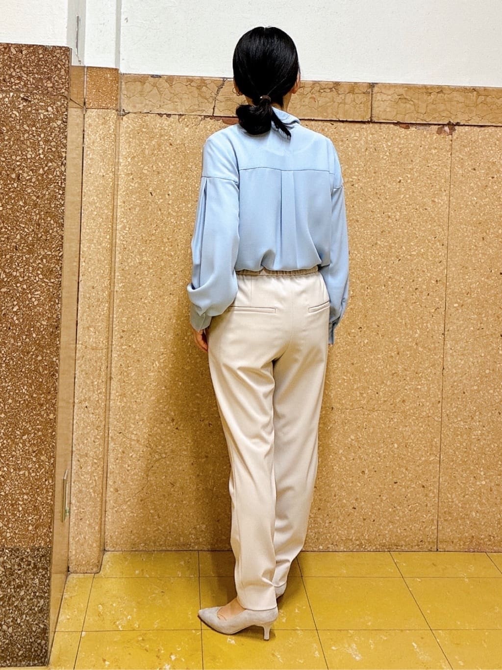 hattoriさんの「INDIVI｜【洗える】ジョーゼットボウタイブラウス」を使ったコーディネート