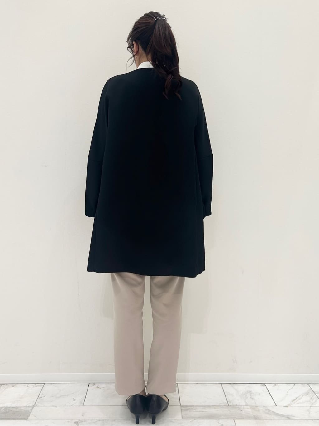 りなさんの「OPAQUE.CLIP｜ペプラムジレ／セットアップ対応可【洗濯機OK】」を使ったコーディネート