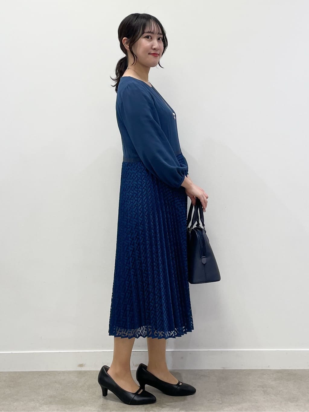 yukariさんの「Reflect｜【SS-4Lサイズ】シフォン&times;幾何柄レースプリーツワンピース」を使ったコーディネート