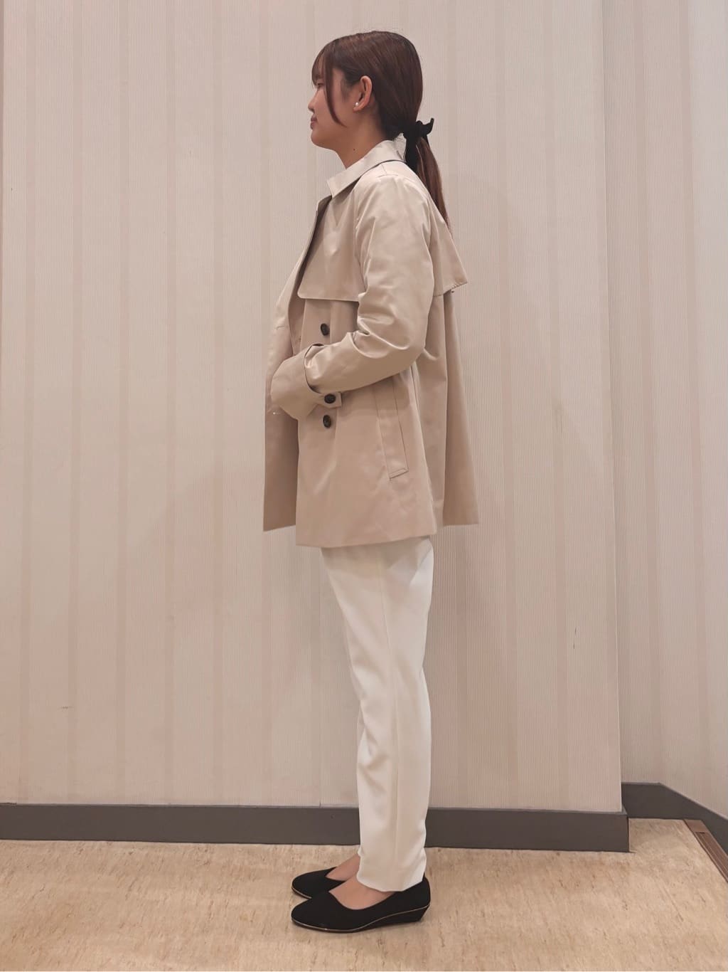 ちひさんの「INDIVI｜【褒められパンツ／高ストレッチ】タックテーパードパンツ」を使ったコーディネート