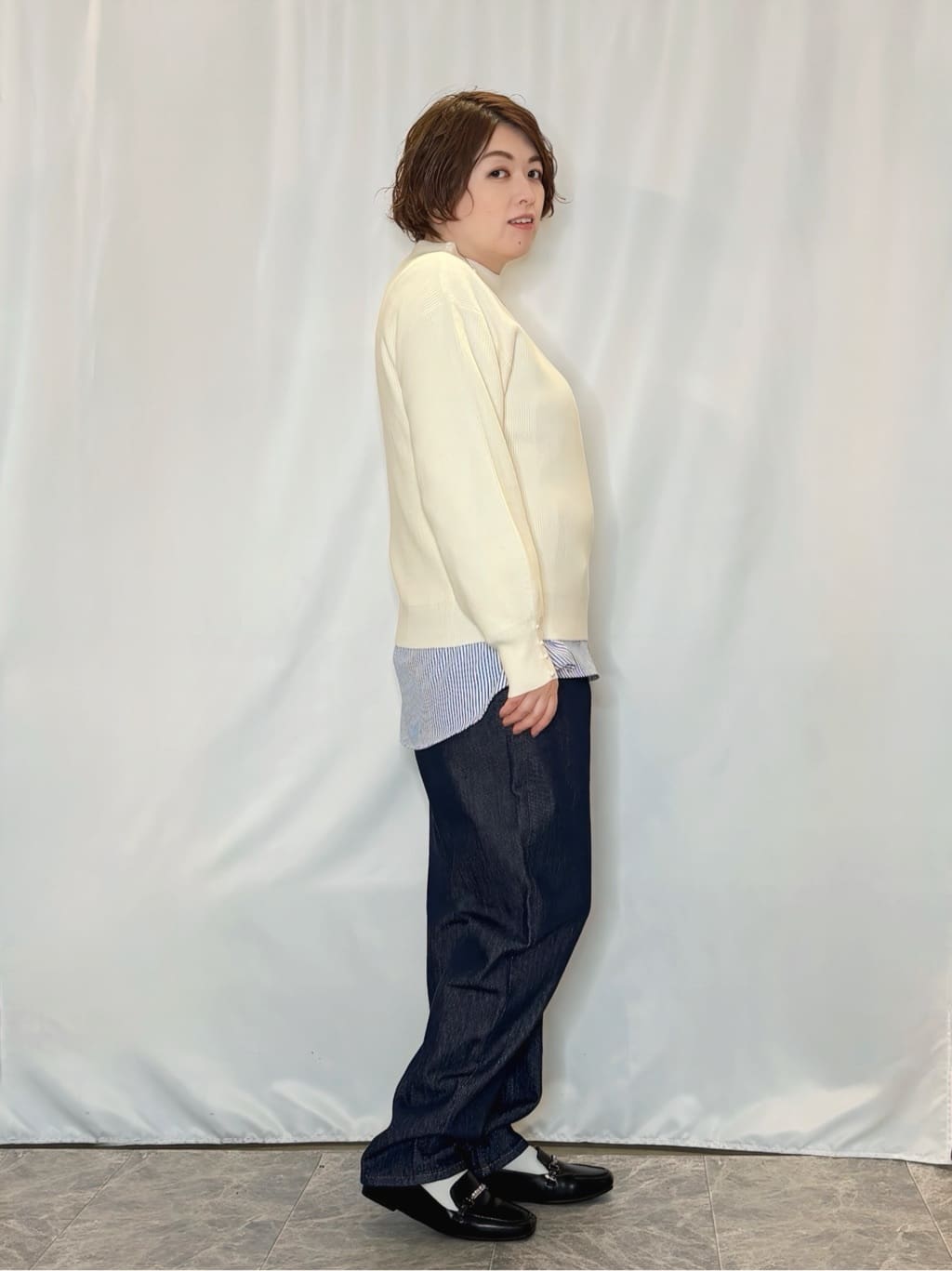 たみさんの「SHOO･LA･RUE｜【毛玉になりにくい/洗濯機可/S-LL】お袖パールの上品ニット」を使ったコーディネート
