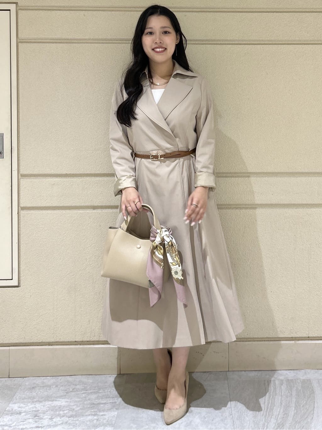 Momokaさんの「COUP DE CHANCE｜【きれいめ羽織り】Aラインドレスコート」を使ったコーディネート
