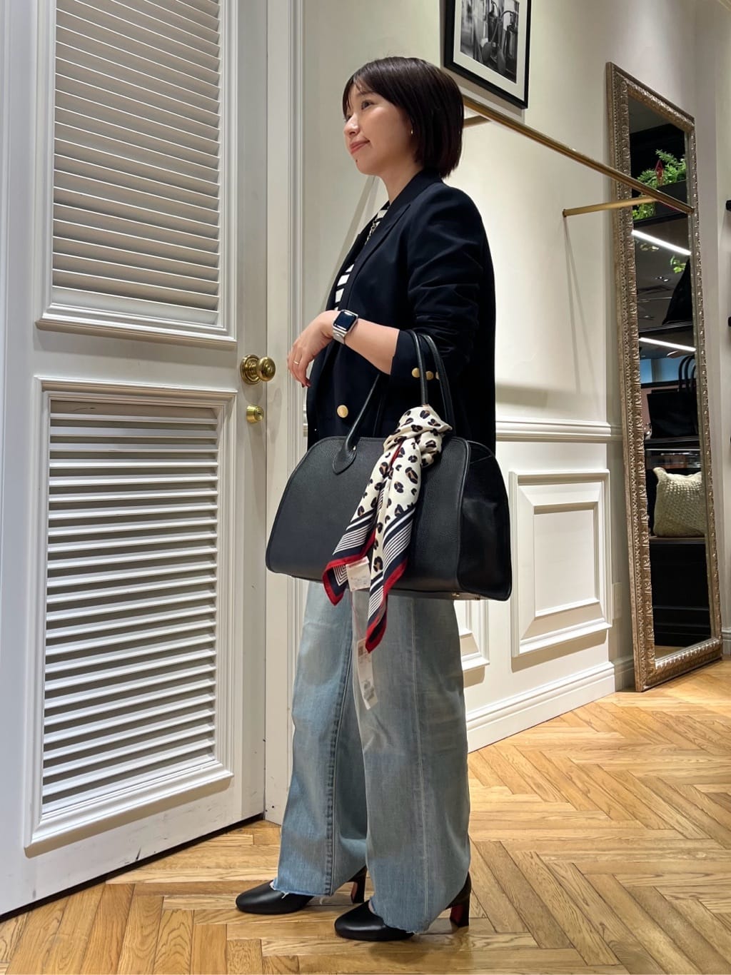 つじ まこさんの「DRESSTERIOR｜コンフォート ダブルブレザー」を使ったコーディネート