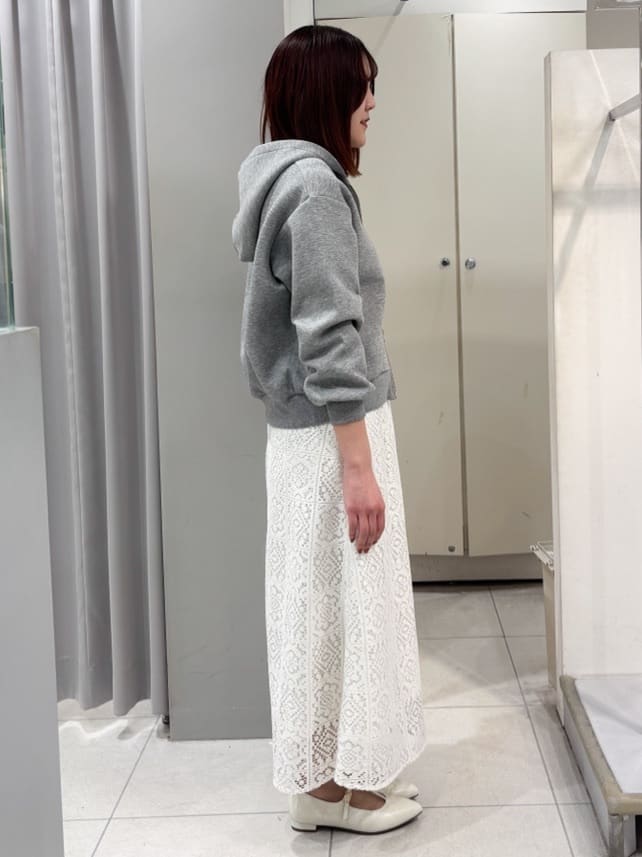yuiさんの「Reflect｜ダブルジップドロップショルダーパーカー」を使ったコーディネート