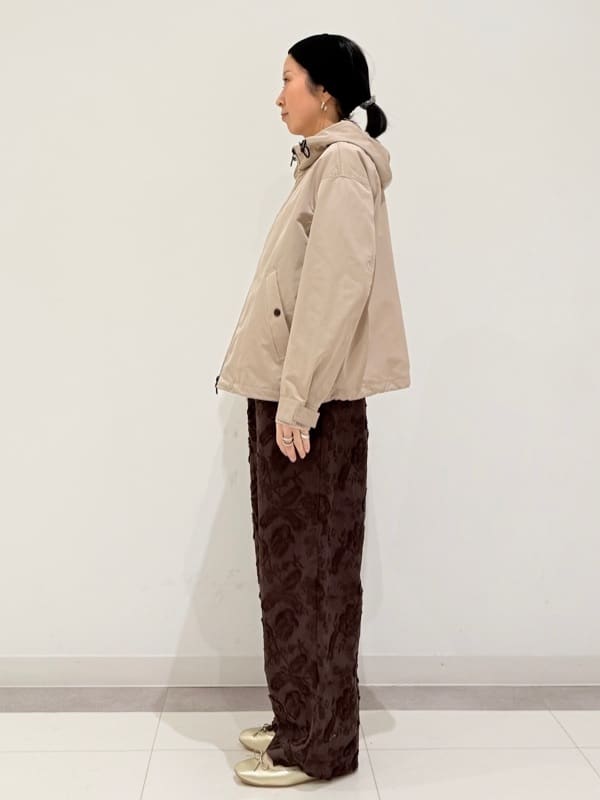 MIYAKAWAさんの「DRESSTERIOR｜【ウォッシャブル/撥水素材】撥水ツイル マウンテンパーカー」を使ったコーディネート