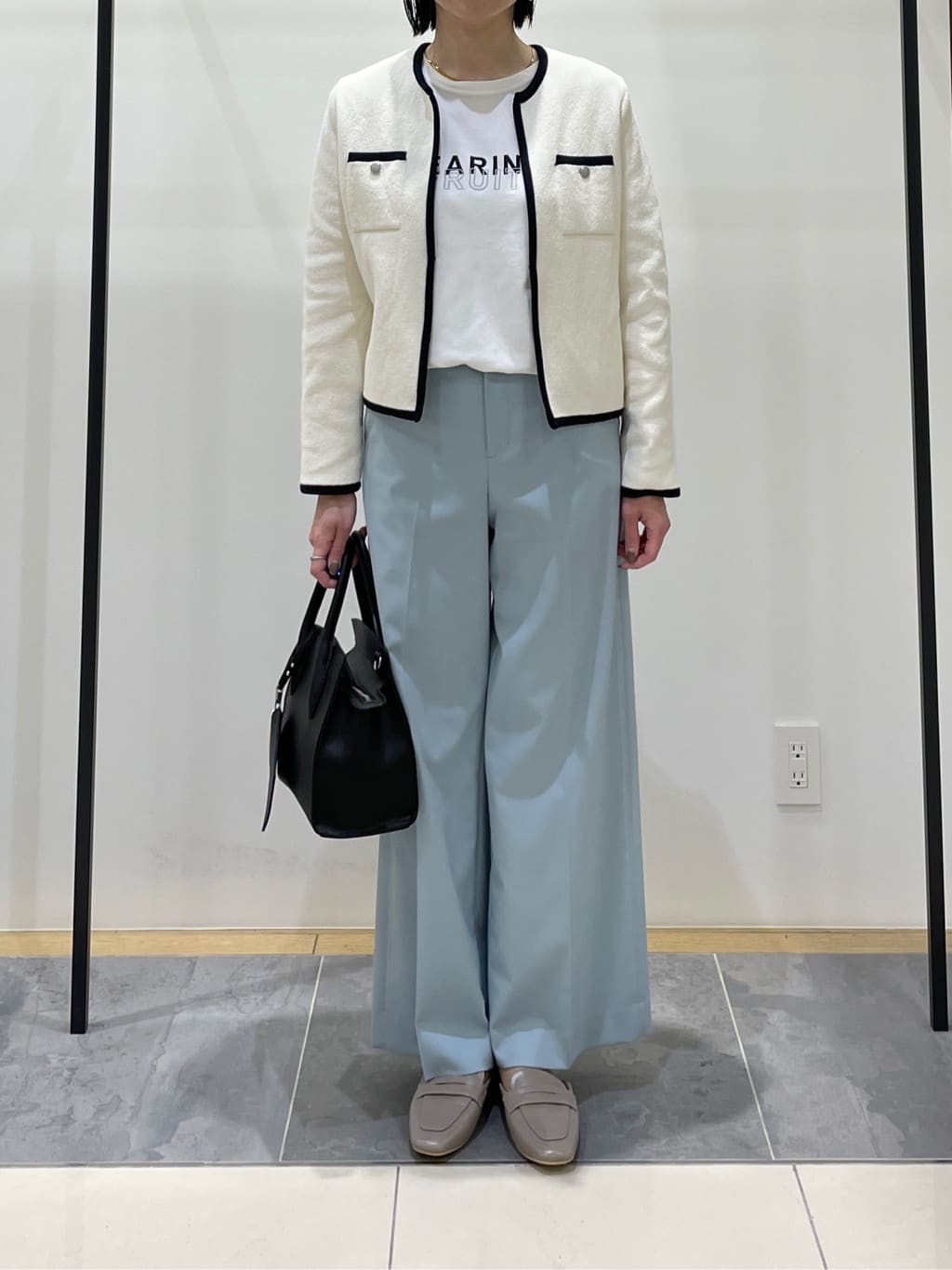 shihoさんの「INDIVI｜【軽量】ブークレジャケット ニットカーディガン」を使ったコーディネート