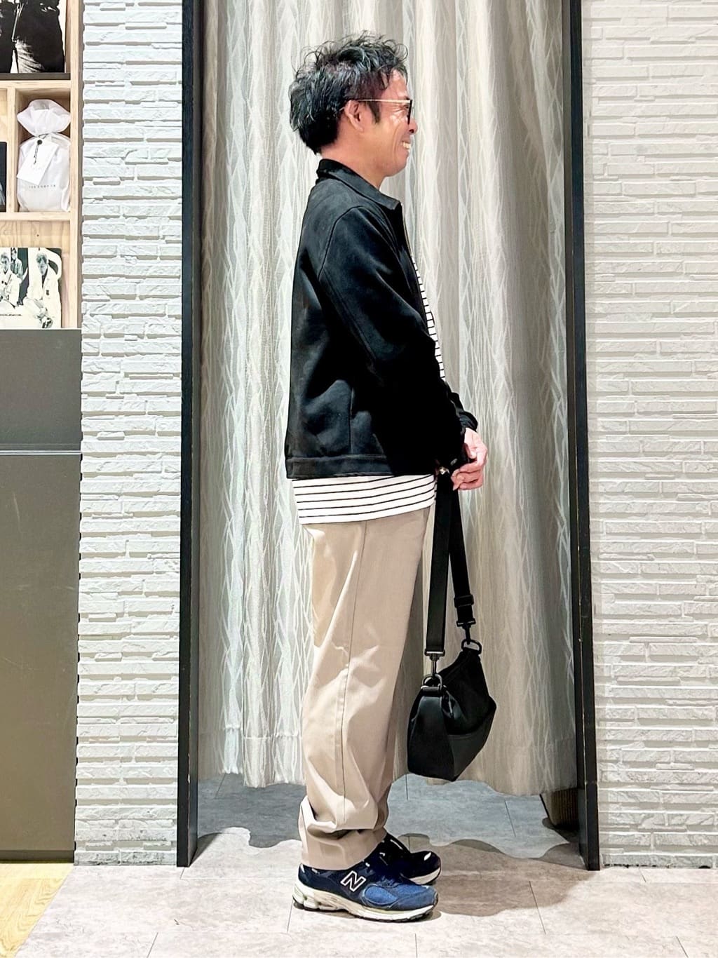 KENJI Iさんの「THE SHOP TK｜【スタイルを選ばず着られる】ワンポイント 長袖Tシャツ 洗濯機OK/UVカット/毛玉になりにくい」を使ったコーディネート