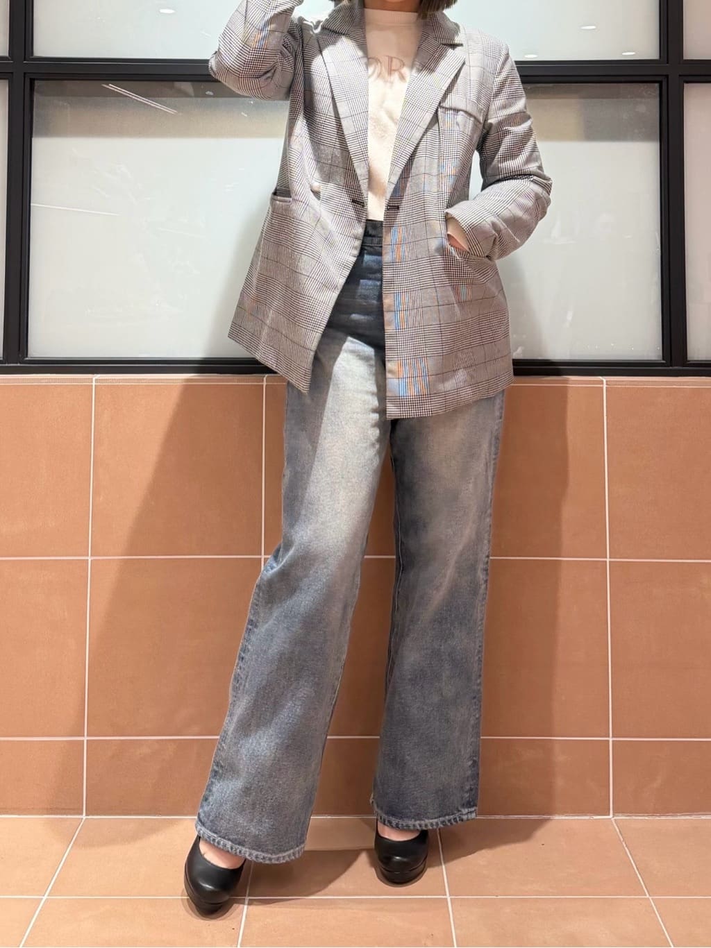 マナミさんの「ESPERANZA｜3WAYチャンキーヒールパンプス」を使ったコーディネート