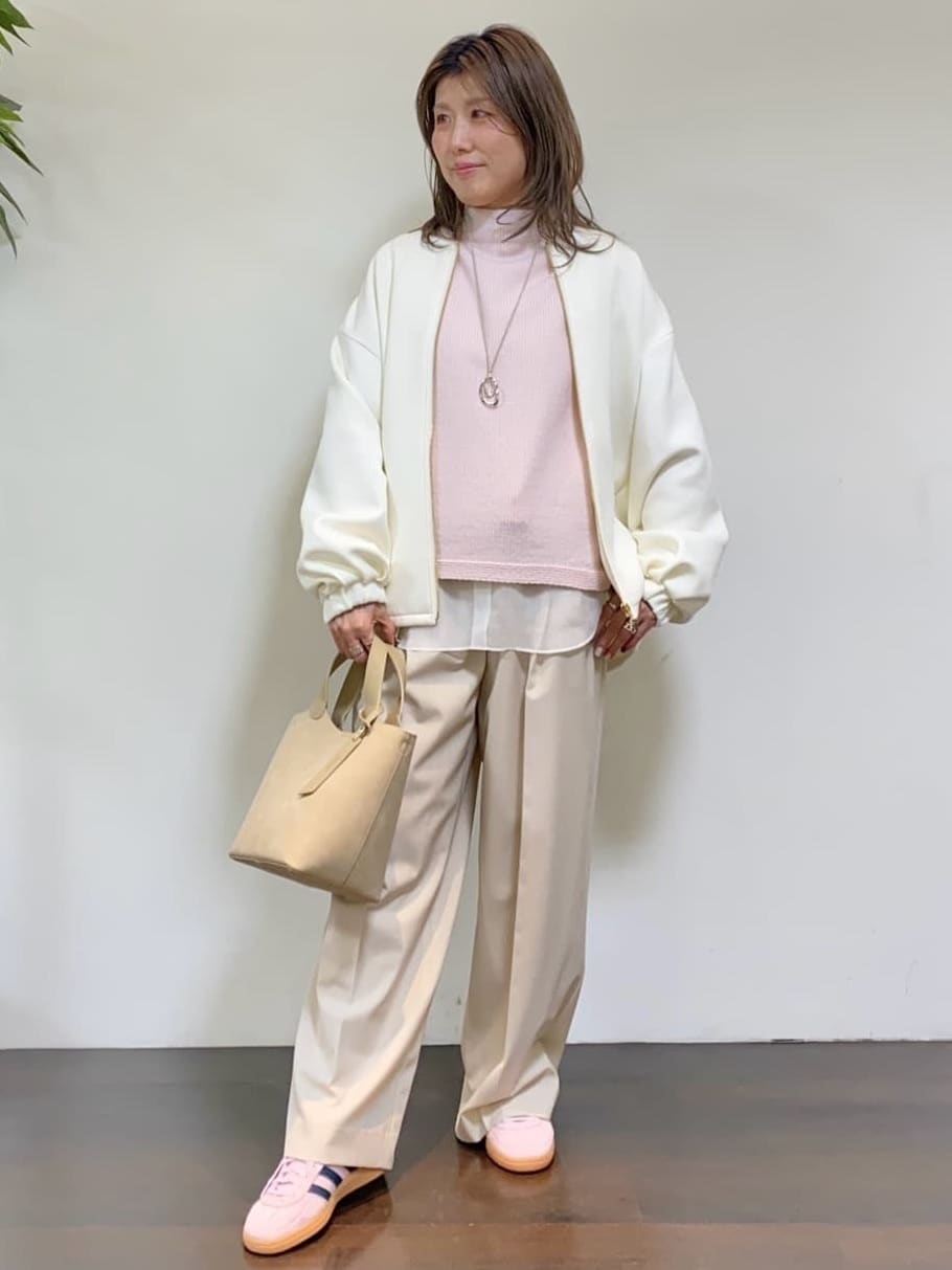 tomoさんの「UNTITLED｜【洗える】スポンディッシュ ボトルネックニット」を使ったコーディネート