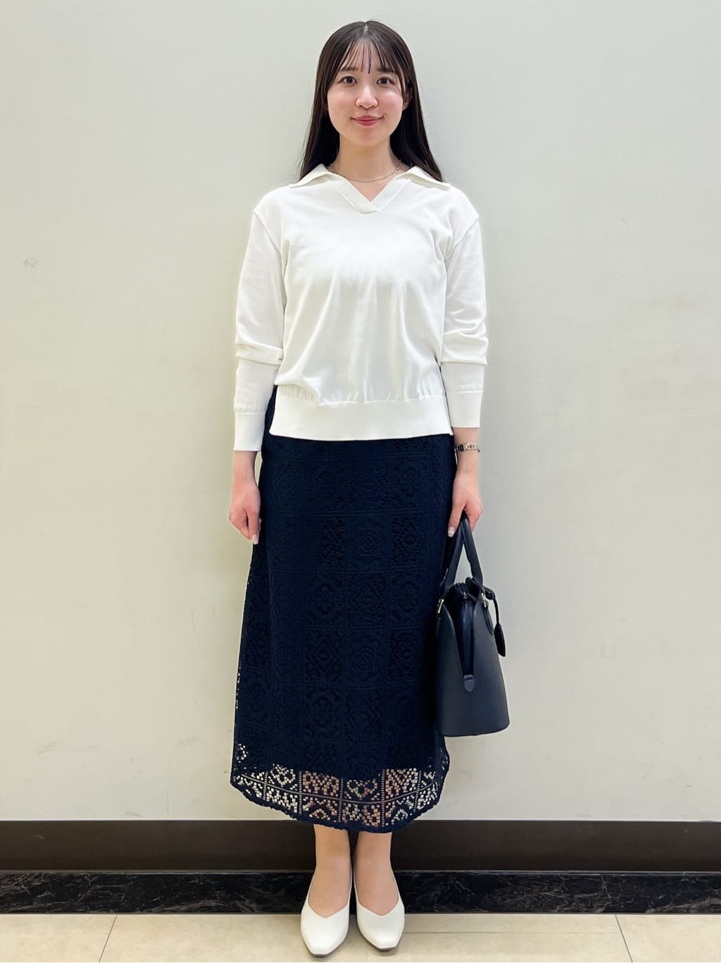 mikikoさんの「Reflect｜スキッパーネックニットプルオーバー」を使ったコーディネート