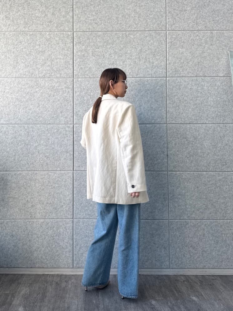 designer yukaさんの「CODE A｜arc tailored jacket」を使ったコーディネート