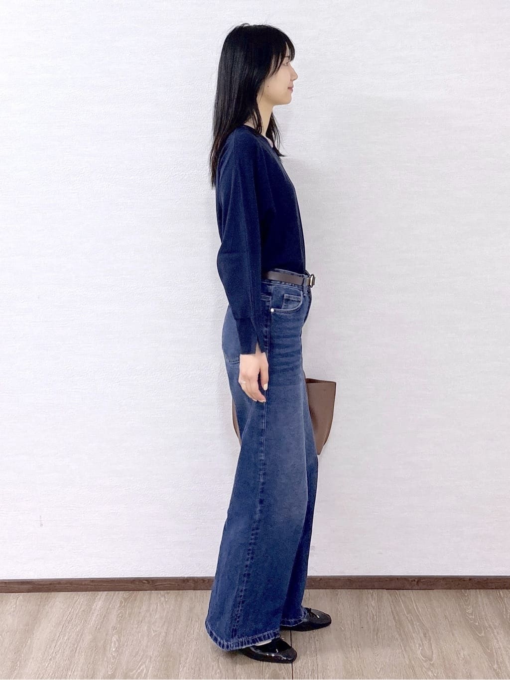 sachikoさんの「OPAQUE.CLIP｜ワイドストレートデニムパンツ【洗濯機OK】《S～LL》」を使ったコーディネート