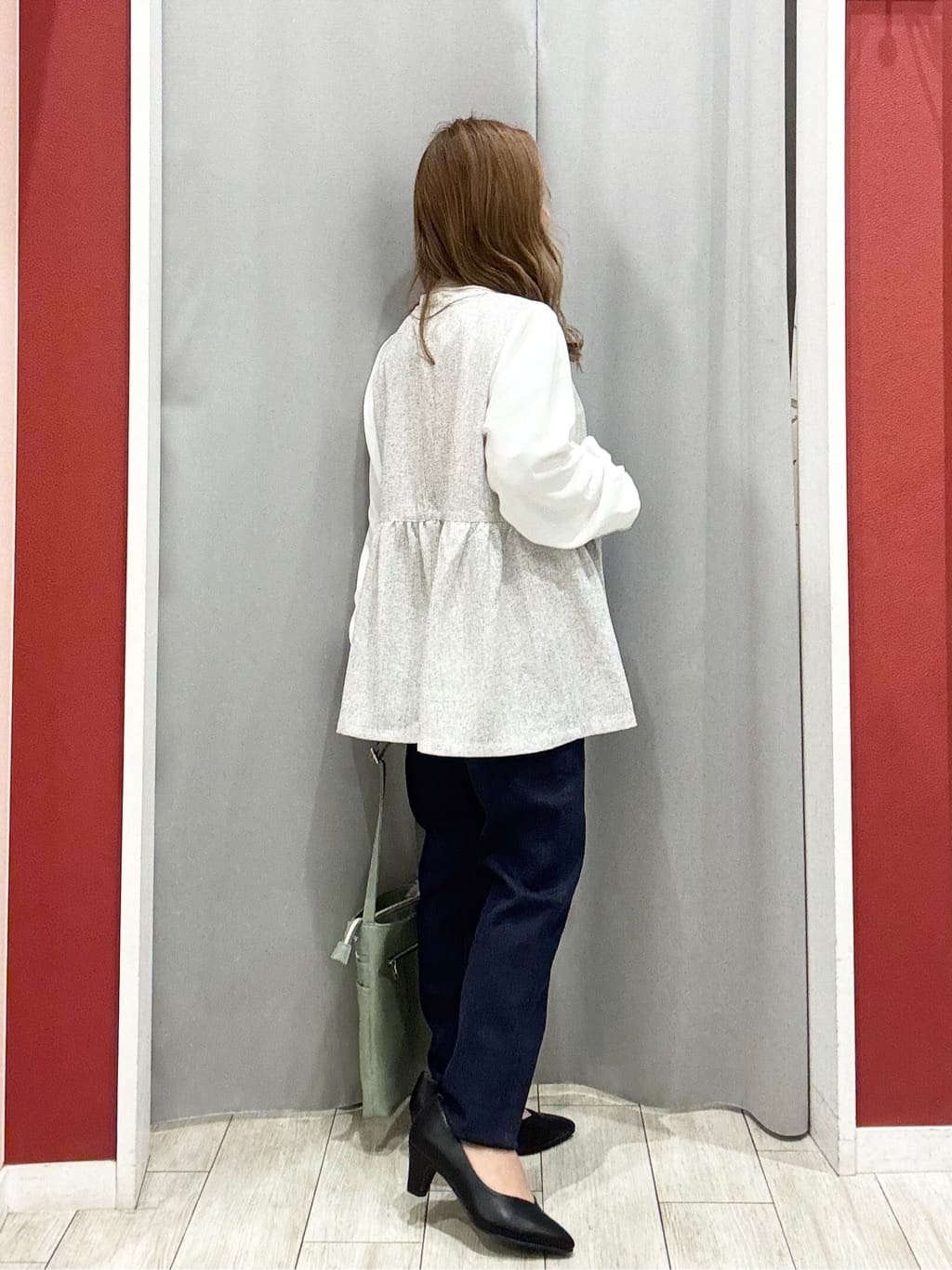 shioさんの「SHOO･LA･RUE｜【SHOO・LA・RUE DENIM】毎日使いたくなる ストレッチデニムスキニーパンツ」を使ったコーディネート
