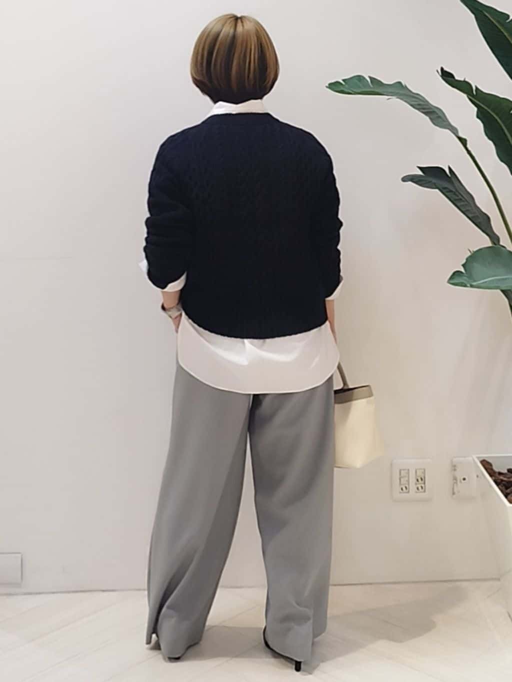 s u g iさんの「UNTITLED｜【洗える】スポンディッシュ ケーブル柄ニット」を使ったコーディネート