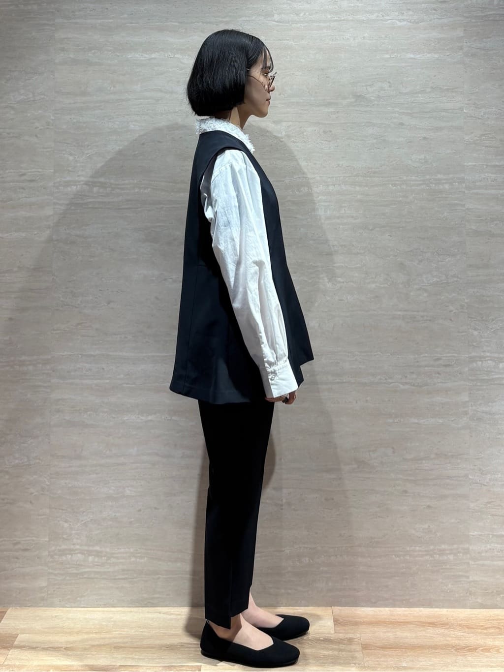 JIMAさんの「OPAQUE.CLIP｜ペプラムジレ／セットアップ対応可【洗濯機OK】」を使ったコーディネート