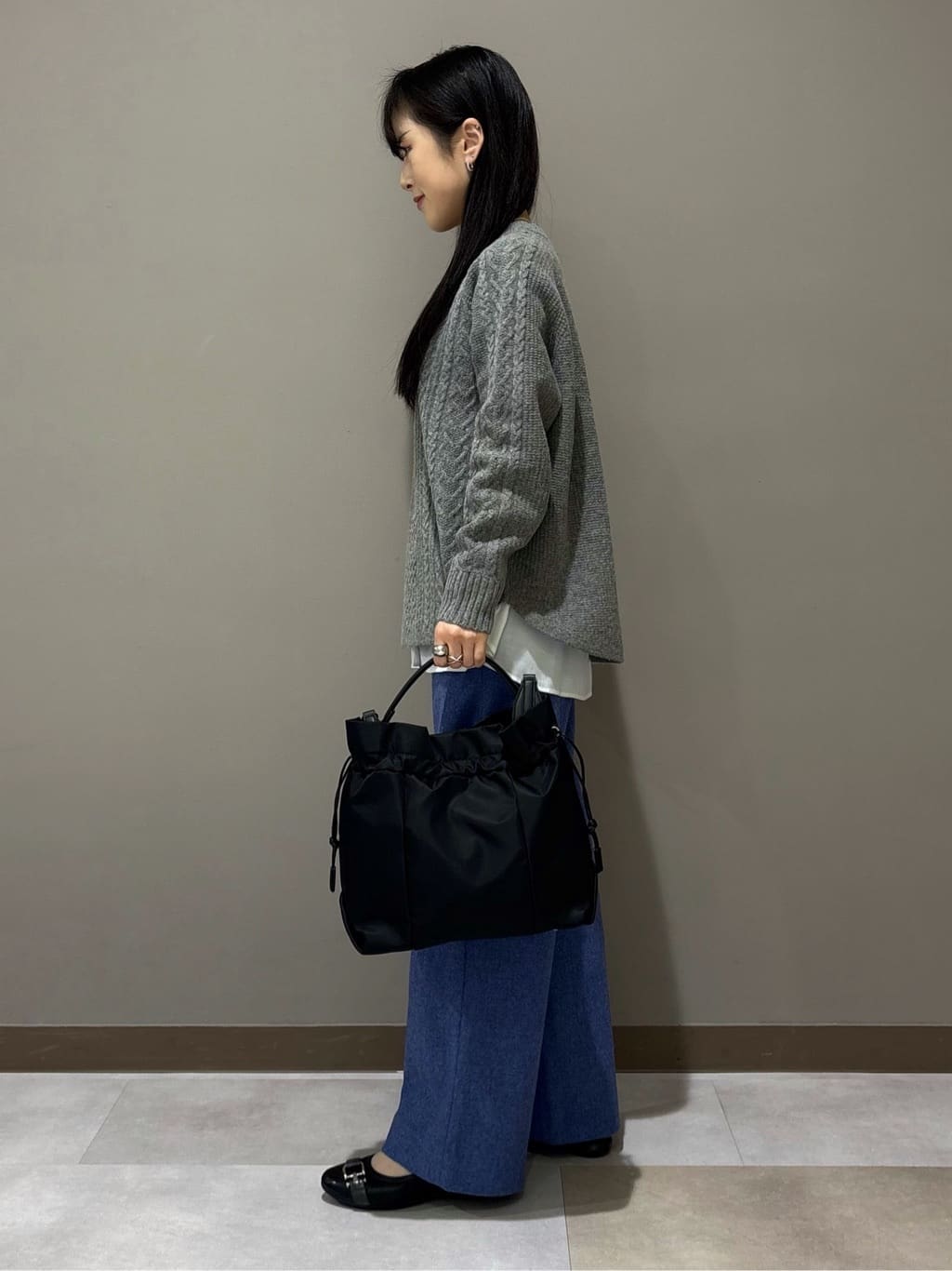 KEIKOさんの「INDIVI｜【名品／撥水／抗菌防臭】ショート丈リサイクルダウンコート」を使ったコーディネート