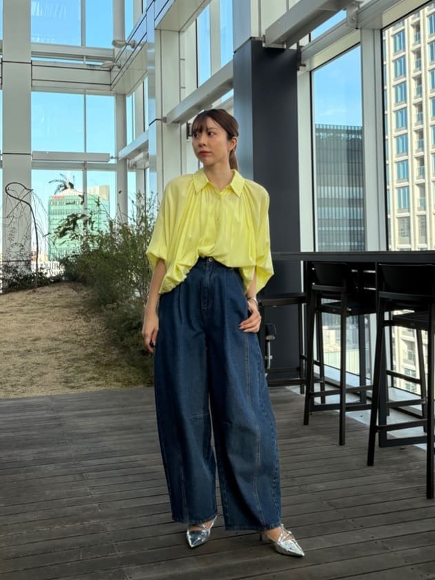 norimiさんの「INDIVI｜バルーンシアーブラウス【接触冷感】」を使ったコーディネート