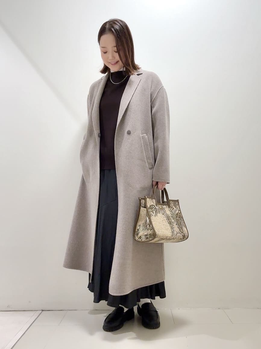YUIさんの「UNTITLED｜【ロング丈/軽やか】テーラード　リバーコート」を使ったコーディネート