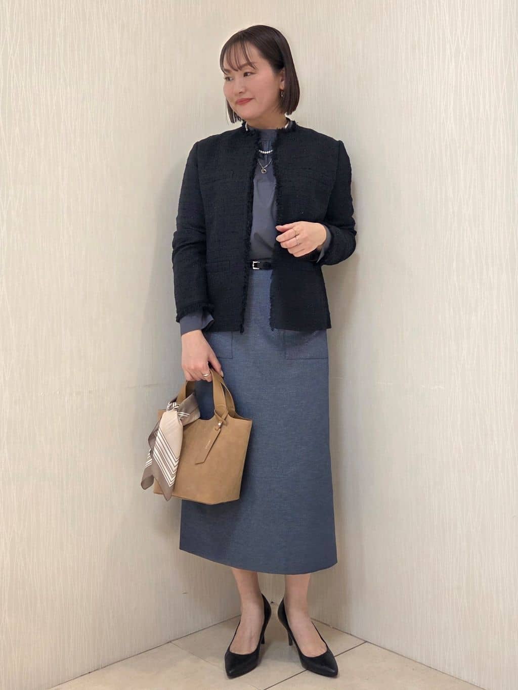 naokoさんの「UNTITLED｜【洗える/オンオフ使える】タイプライタースタンドネックブラウス」を使ったコーディネート