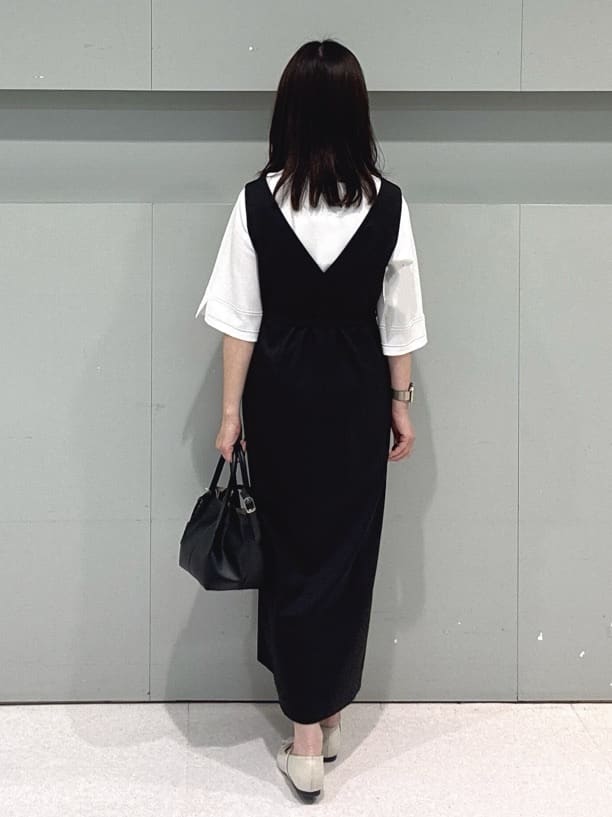 makiさんの「UNTITLED｜【洗える/清涼感】袖スリットニットプルオーバー」を使ったコーディネート