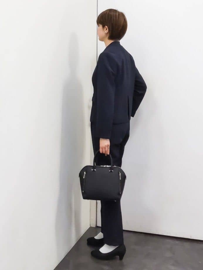 やまちゃんさんの「grove｜【マシンウォッシュ／防シワ/SS-3L】ストレッチノーカラージャケット」を使ったコーディネート