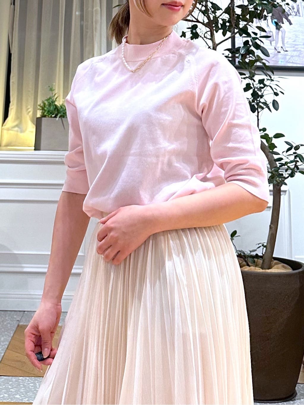 なべこさんの「DRESSTERIOR｜【ウォッシャブル】コットンシルクハーフスリーブニット」を使ったコーディネート