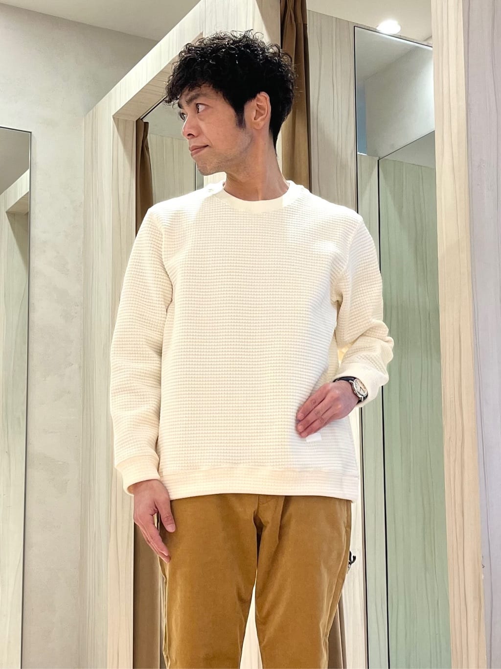 URAさんの「TAKEO KIKUCHI｜【3WAY】ドビー ダウンライナー付ブルゾン」を使ったコーディネート