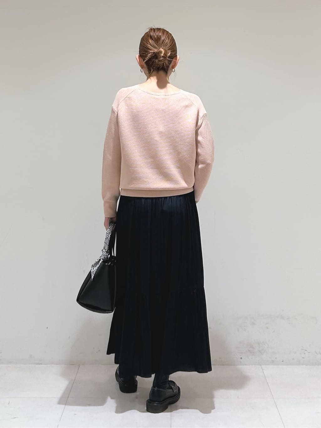 tsuyuさんの「INDIVI｜【名品／撥水／抗菌防臭】ショート丈リサイクルダウンコート」を使ったコーディネート