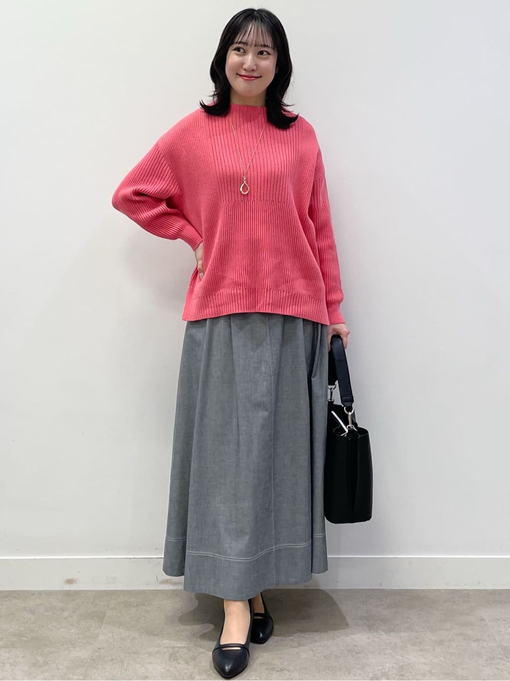 yukariさんの「Reflect｜【腰周りカバー／長め丈】モックネックニットプルオーバー」を使ったコーディネート