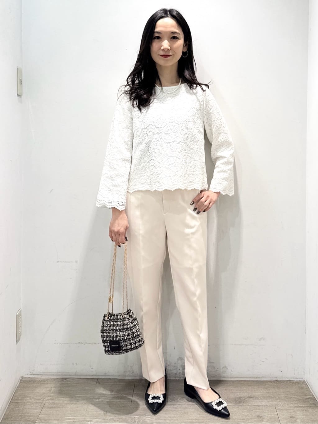yuicciさんの「OPAQUE.CLIP｜《通勤対応》レースブラウス【洗濯機OK】」を使ったコーディネート