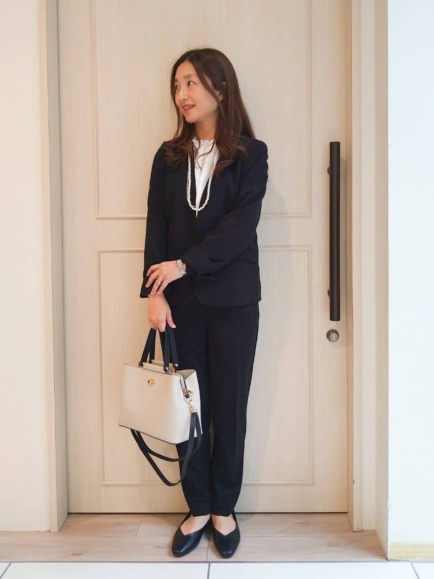 mi-saさんの「SHOO･LA･RUE｜【洗濯機可/セットアップ可/S-3L】きちんと楽に。カットジョーゼットノーカラージャケット」を使ったコーディネート