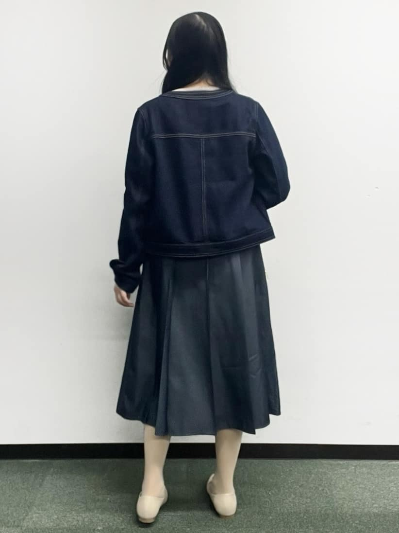 Hitomiさんの「index｜ミニマルノーカラーデニムジャケット【洗濯機OK】」を使ったコーディネート