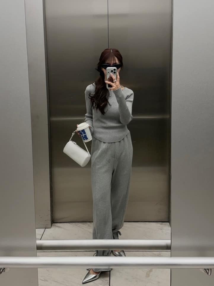 kanamiさんの「CODE A｜square fit knit」を使ったコーディネート