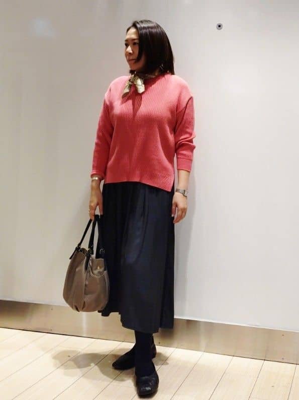 ⭐︎m.peatchan⭐︎さんの「Reflect｜【腰周りカバー／長め丈】モックネックニットプルオーバー」を使ったコーディネート