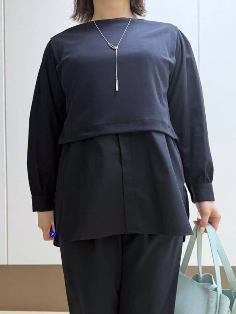 Rikoさんの「INDIVI｜【褒められパンツ／高ストレッチ】タックテーパードパンツ」を使ったコーディネート