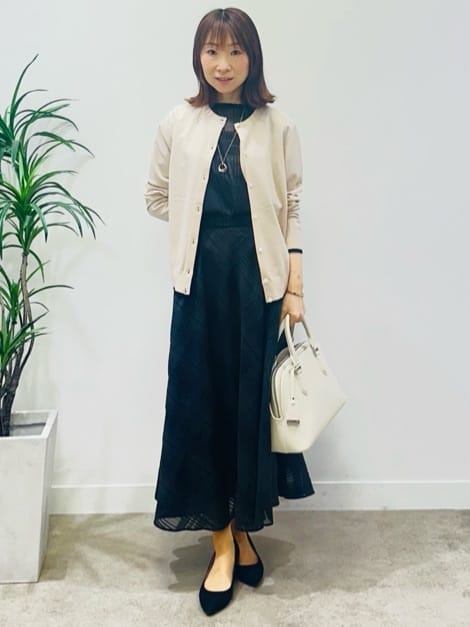 Miwaさんの「UNTITLED｜【アンサンブル可/薄手】ベーシッククルーネックカーディガン」を使ったコーディネート