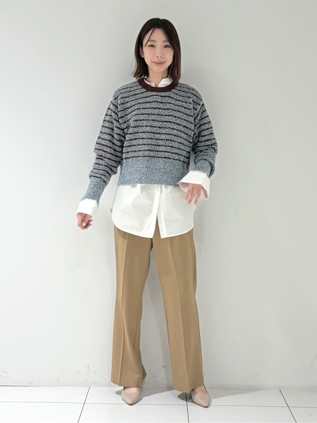 shioriさんの「INDIVI｜Comfy SET UP｜ストレートフレアパンツ【セットアップ対応／通勤／カセット服／接触冷感／UV」を使ったコーディネート