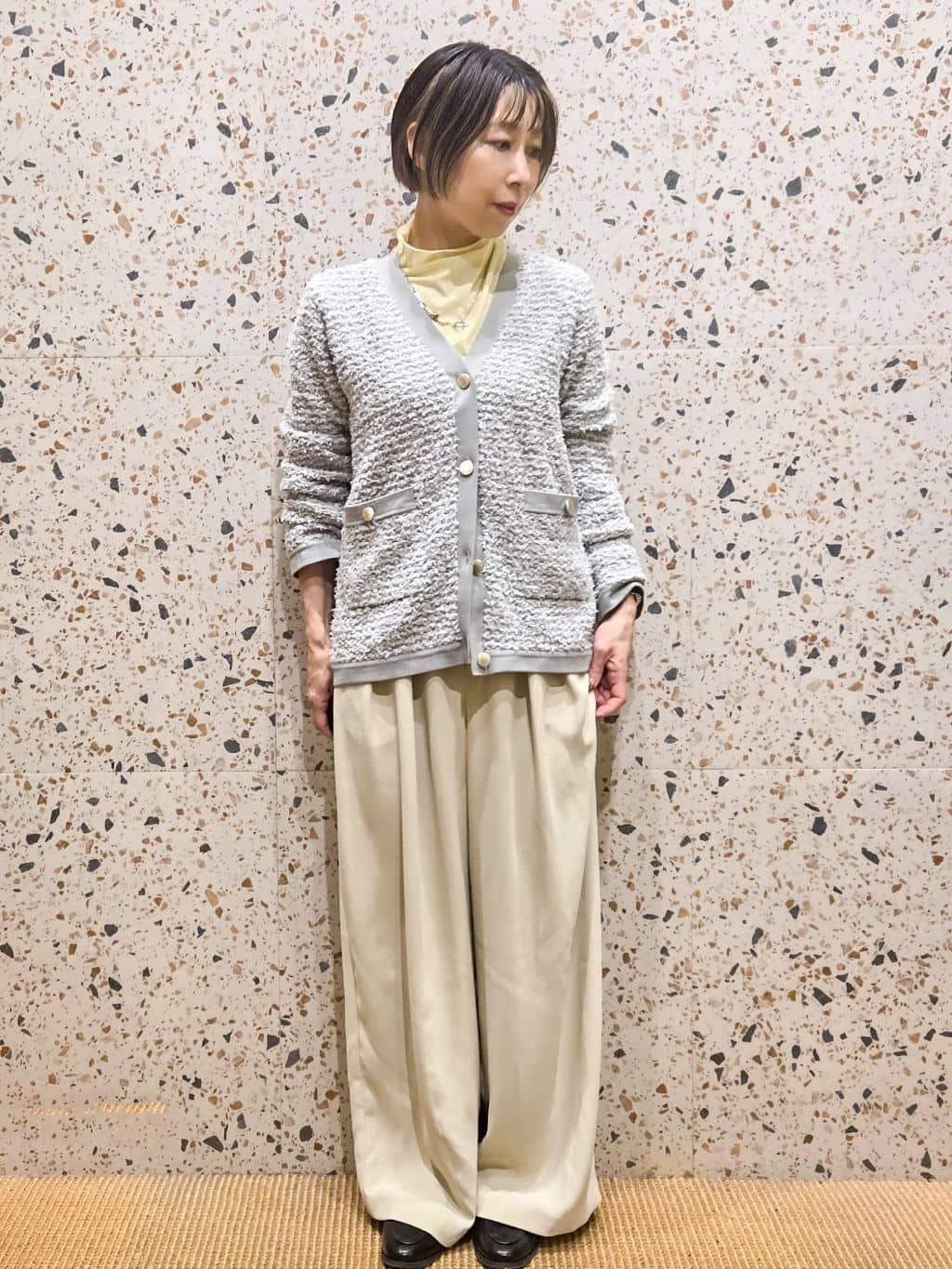 yoshimiさんの「OPAQUE.CLIP｜シアーハイネックトップス【洗濯機OK】」を使ったコーディネート
