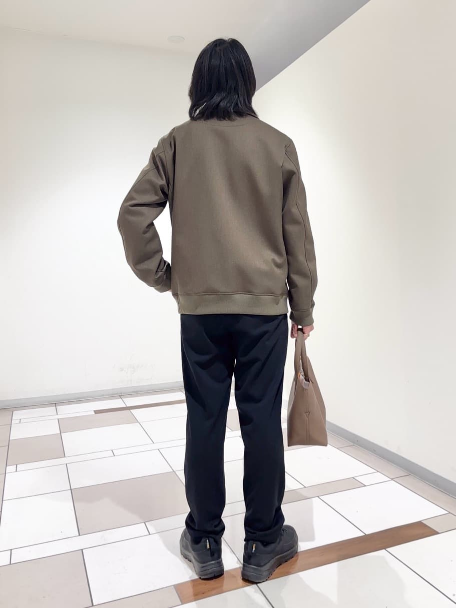 及川さんの「TAKEO KIKUCHI｜【JUST ONE LAYER】ダウンファブリック ジップアップ リブ ブルゾン」を使ったコーディネート