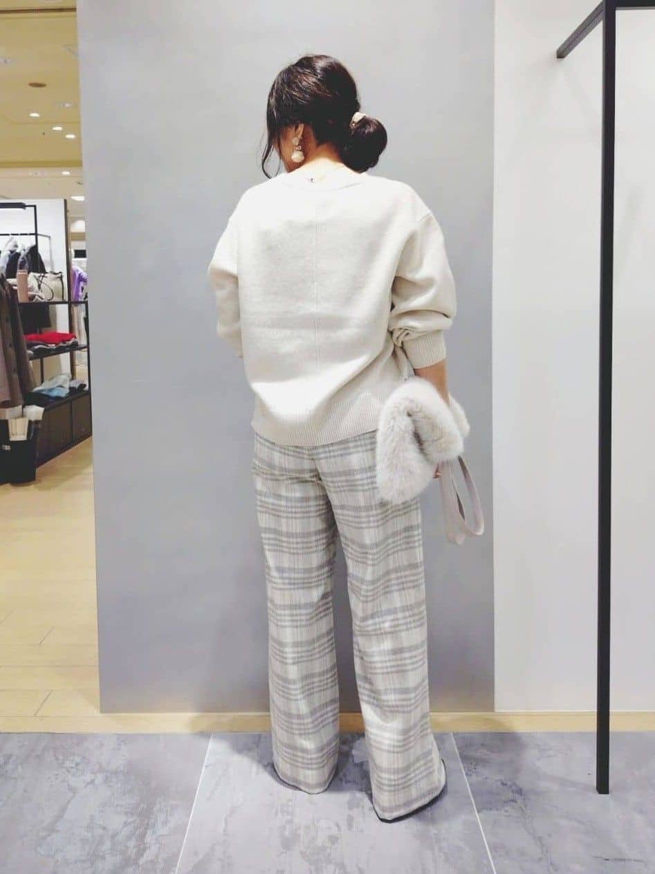 TOMOMIさんの「INDIVI｜【2WAY】フェイクファートート」を使ったコーディネート