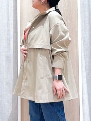 naoさんの「grove｜【撥水／シルエット2WAY】羽織るだけでサマになる、スタンドネックテントラインコート」を使ったコーディネート