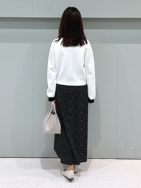 makiさんの「UNTITLED｜【洗える/ジャケット風】ミラノリブカーディガン」を使ったコーディネート