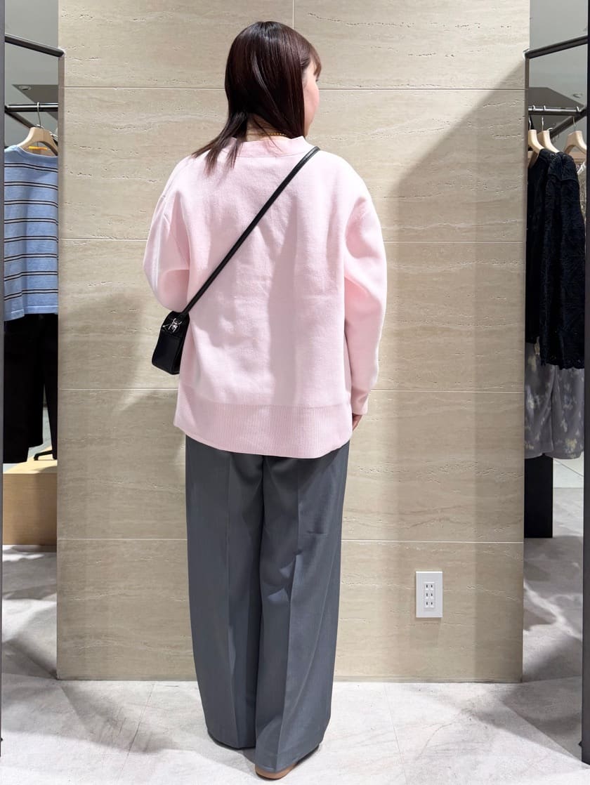 Natsukiさんの「OPAQUE.CLIP｜リラクシーロゴプリントTシャツ【洗濯機OK】」を使ったコーディネート