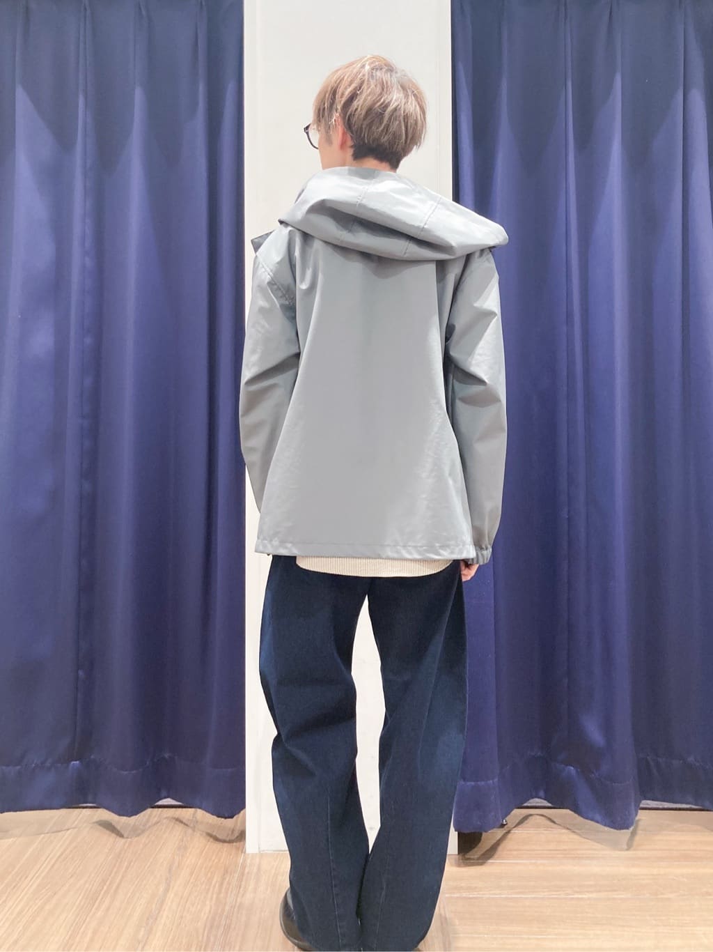 つーじーさんの「THE SHOP TK｜【季節の変わり目に最適】ナイロンマウンテンパーカ  防風/洗濯機OK」を使ったコーディネート