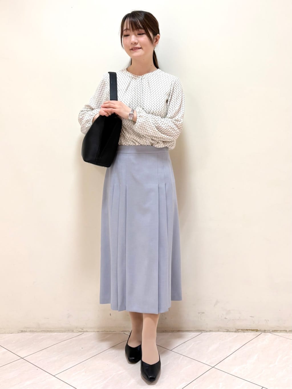mikiさんの「Reflect｜【UVカット／接触冷感】フロントフリルシフォンブラウス」を使ったコーディネート