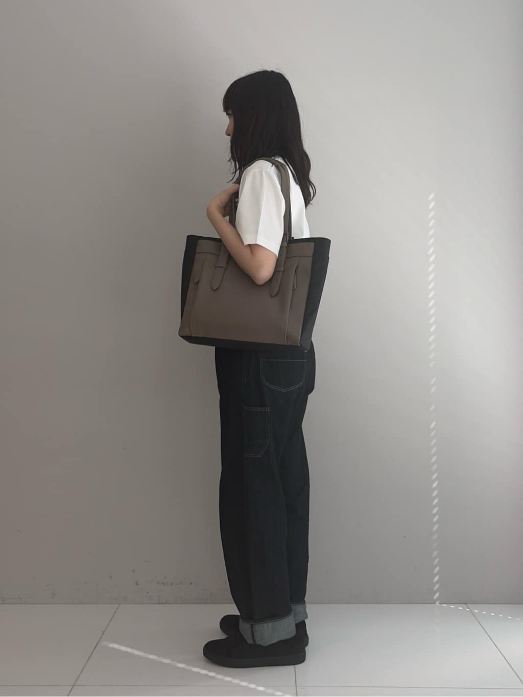 Akutagawaさんの「TAKEO KIKUCHI｜マラケシュ フォト Tシャツ」を使ったコーディネート