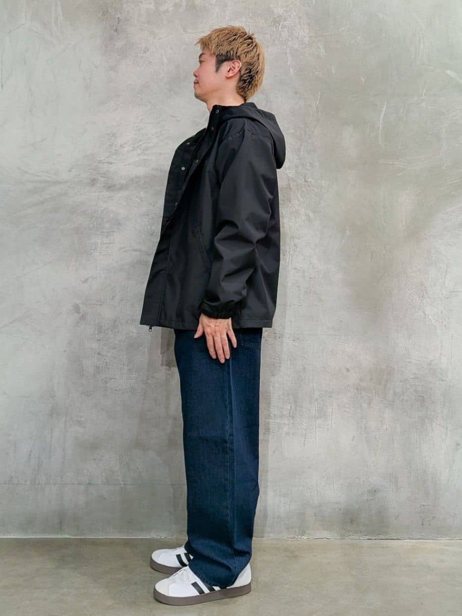 daiさんの「THE SHOP TK｜【季節の変わり目に最適】ナイロンマウンテンパーカ  防風/洗濯機OK」を使ったコーディネート