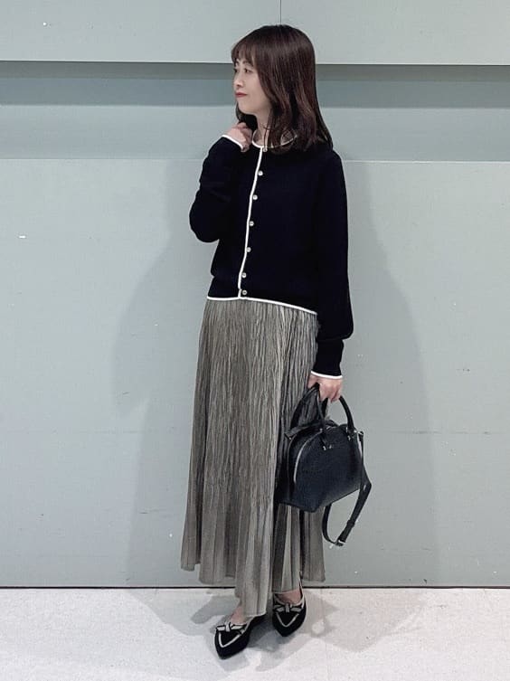 makiさんの「UNTITLED｜【アンサンブル可/洗える】ウォームスパン カーディガン」を使ったコーディネート
